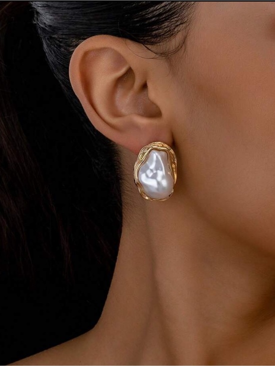Jewelry - Baroque Pearl Gold-Frame Statement Earrings